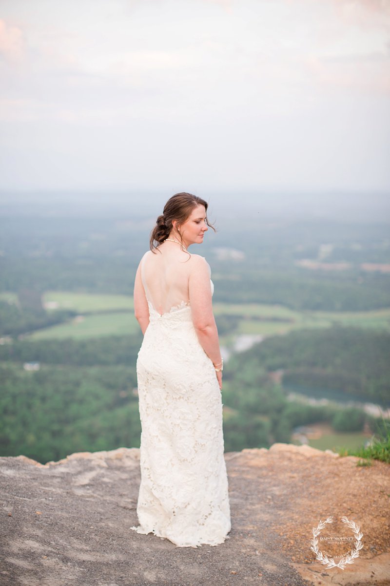 This Georgia camp wedding at Pigeon Mountain Crossing was stunning with sunset photos and handmade bouquets