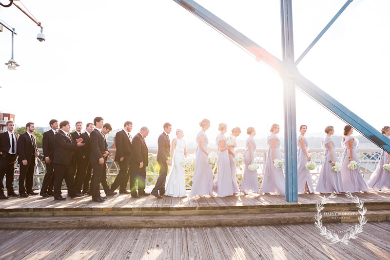 Chattanooga photographer capturing classic and beautiful day created by Chattanooga florist The Clay Pot and Chattanooga Caterer Events with Taste. This Hunter Museum wedding was full of romance.